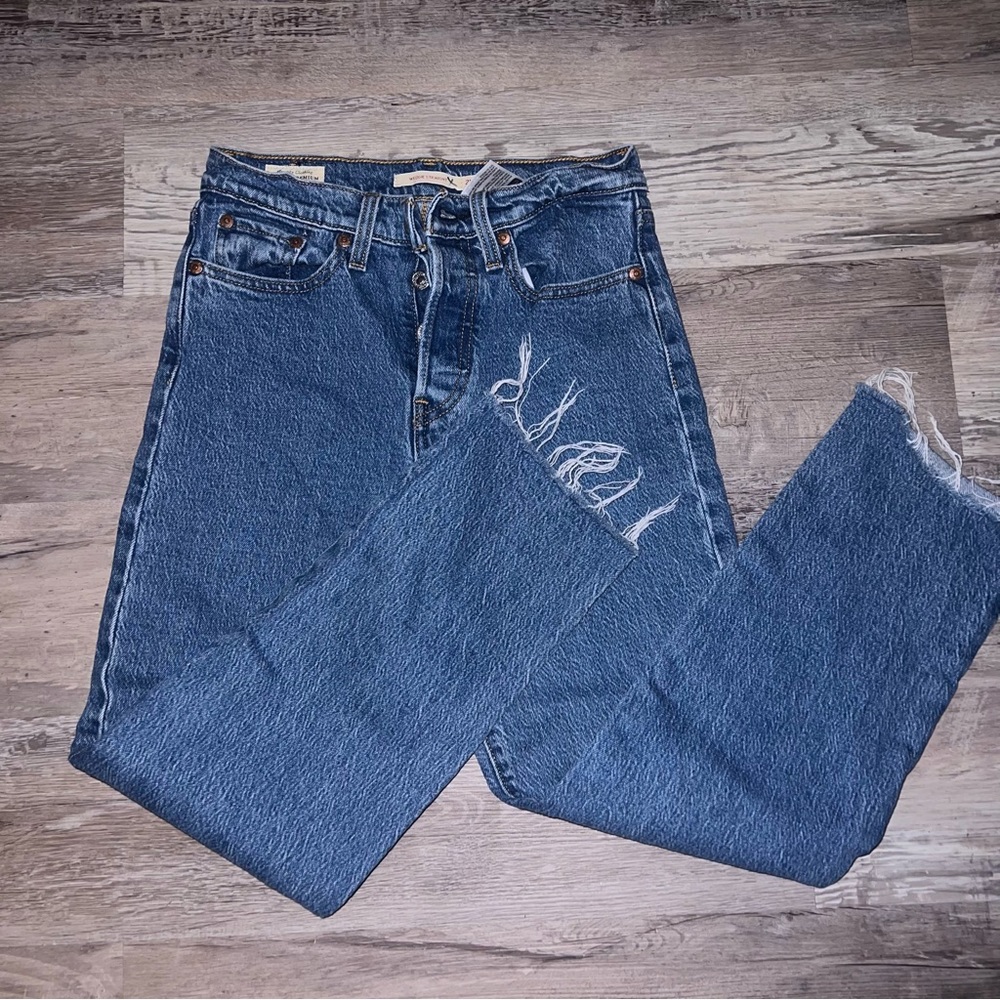 LEVIS WEDGIE JEANS